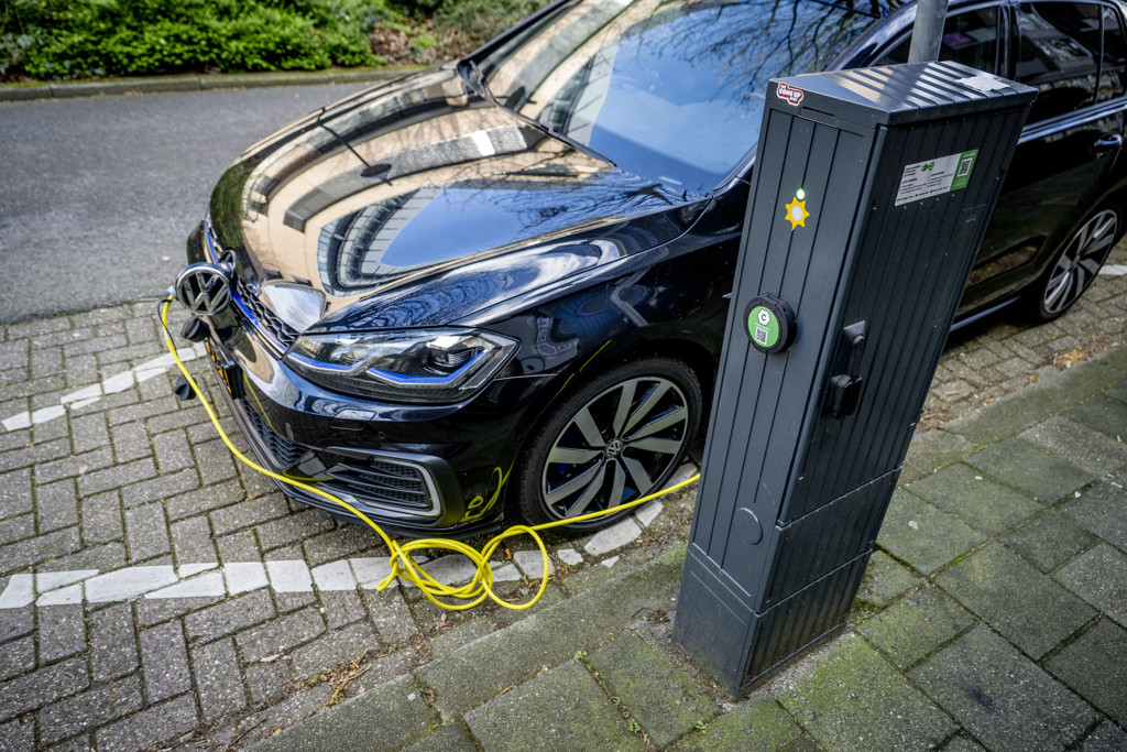 Energiemaatregelen kabinet: subsidie voor lage- en middeninkomens bij overstap naar elektrische auto