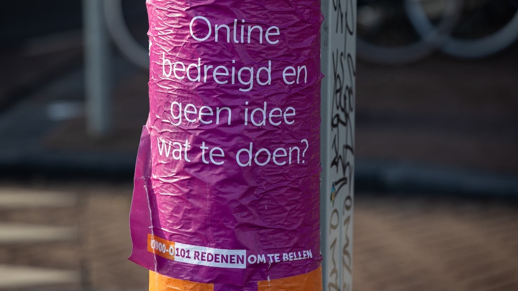 Image for the article: Gepest via app of sociale media? Verzekering vergoedt psychische hulp