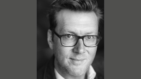 Geld, macht, misbruik: 'Iedereen kan voor online goeroes vallen'