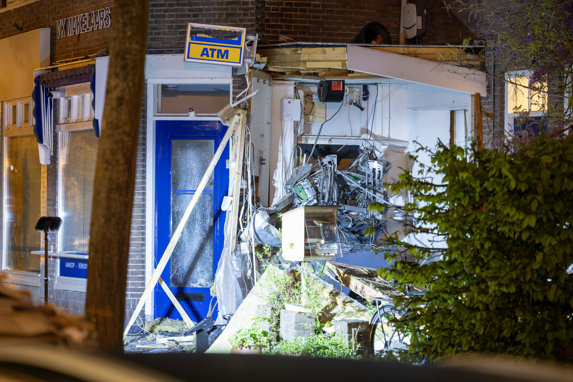 Plofkraak middenin woonwijk Haarlem, politie pakt twee verdachten op