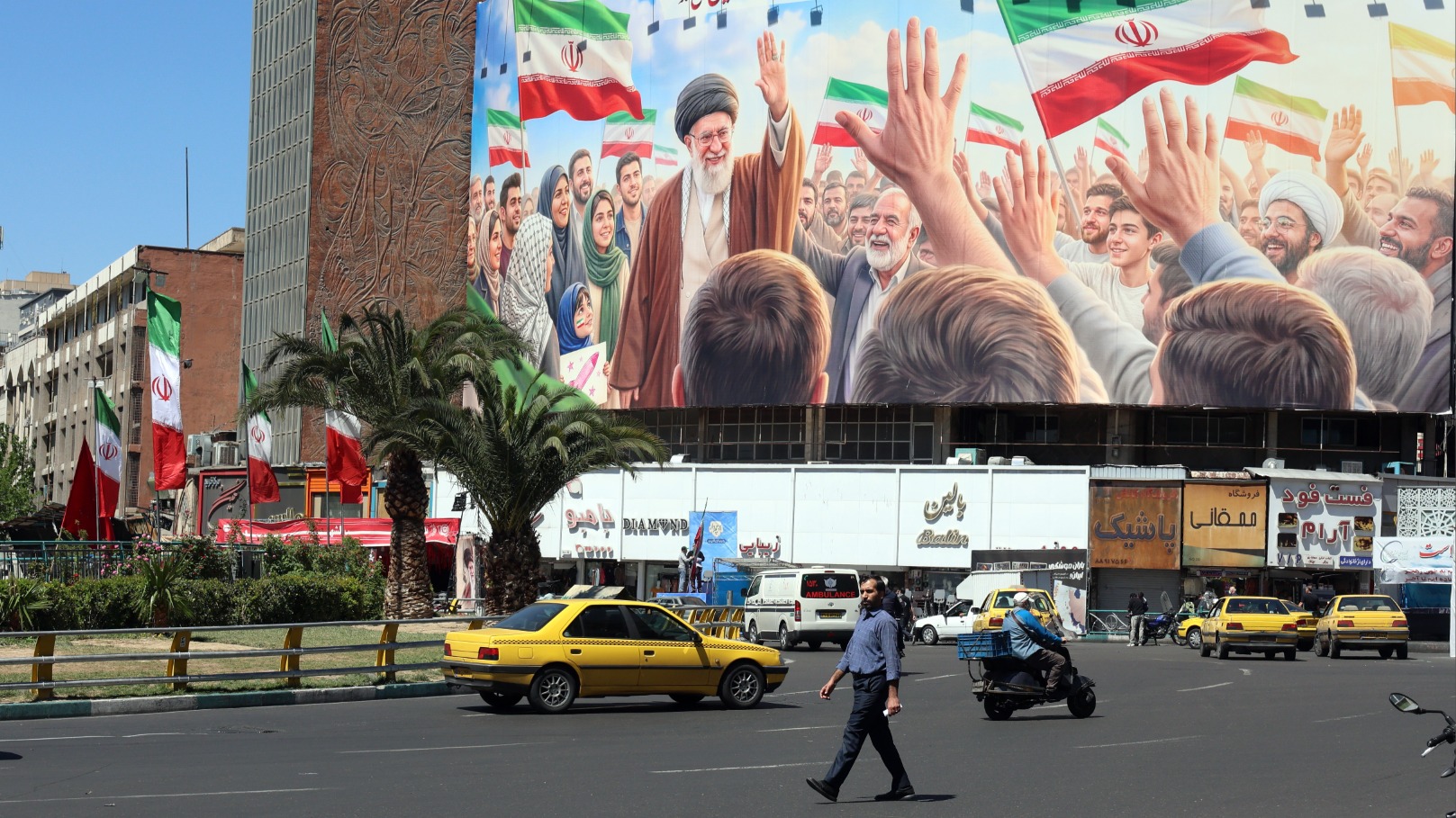 Iran onbevreesd voor Amerika, dat pijnlijke gevolgen oorlog voelt