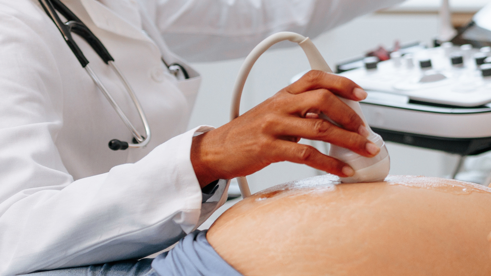 Altijd verlof na een miskraam ook in Nederland? 'Bizar dat dit niet geregeld is'