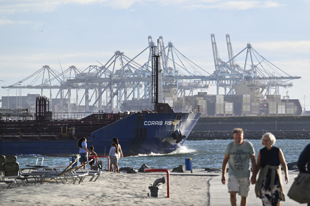 Groei Nederlandse economie vlakt af door krimp export