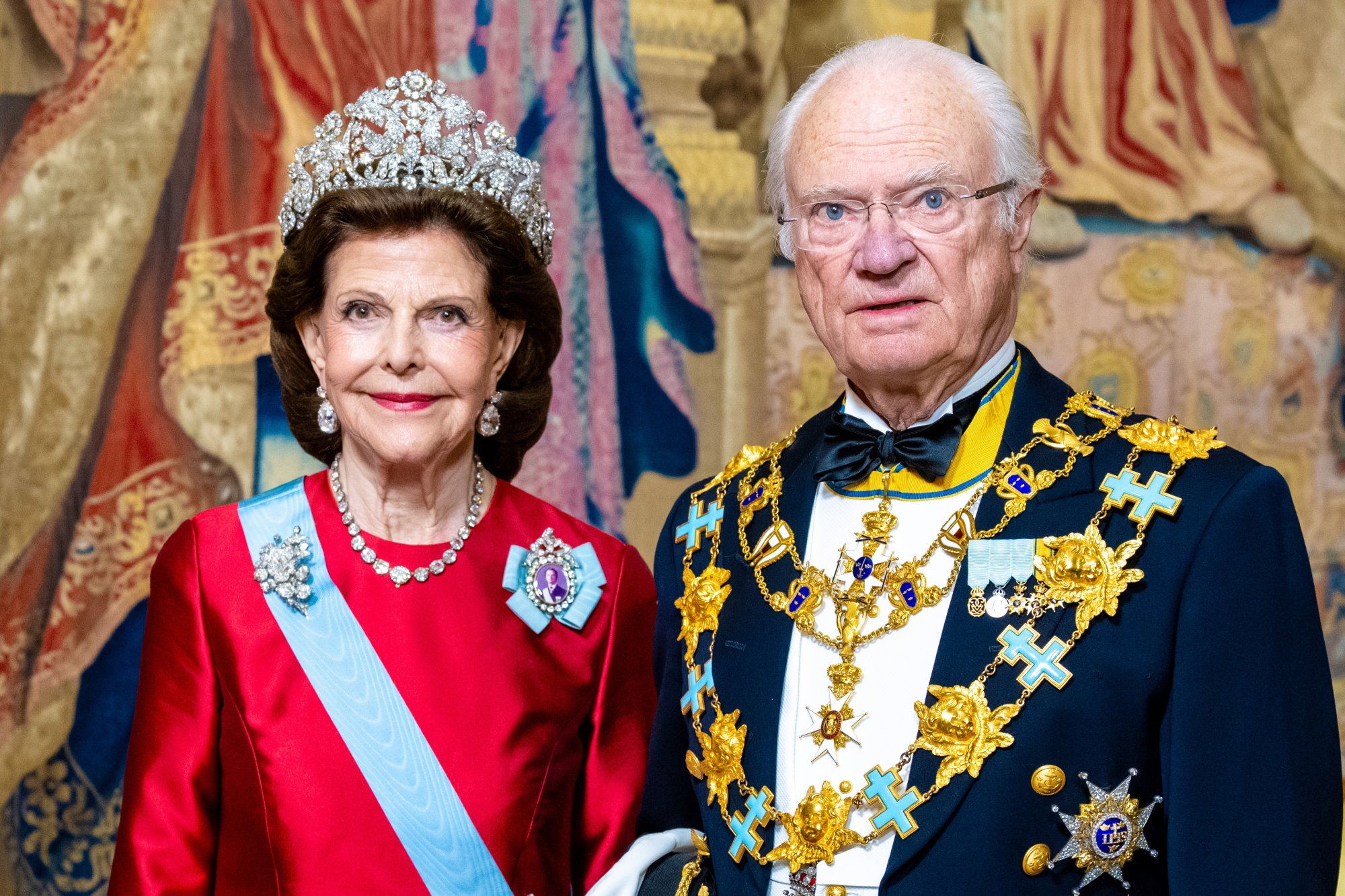 Zweeds koningspaar ontvangt speciaal geschenk voor huwelijks