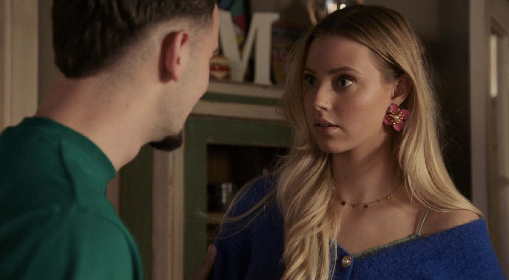 Is de 17-jarige Nola Sanders zwanger? Maandtrailer van GTST roept vragen op  bij fans