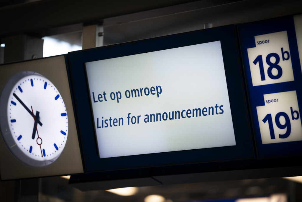 Seinstoring Utrecht-Den Haag verholpen, treinverkeer komt weer op gang