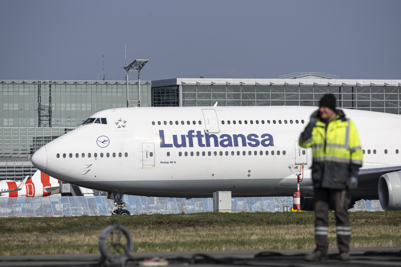 Lufthansa bereidt zich voor op tankstops: 'Leveringsproblemen blijven risico'
