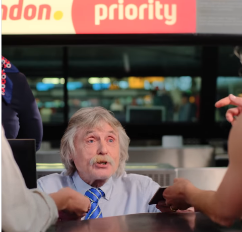 Kijkers gieren om Johan Derksen in Vandaag Inside-promo