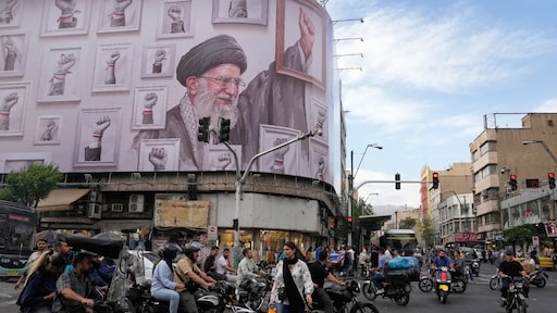 In Iran is het geen vrede, maar ook geen oorlog: 'Heel vreemde situatie'