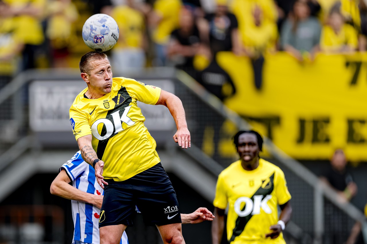NAC Breda gedegradeerd uit Eredivisie, duel met sc Heerenveen definitief gestaakt