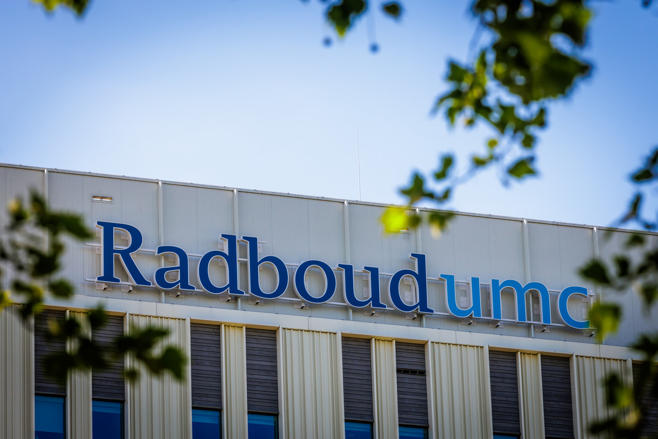 12 medewerkers Radboudumc in quarantaine door foutieve procedures hantapatiënt