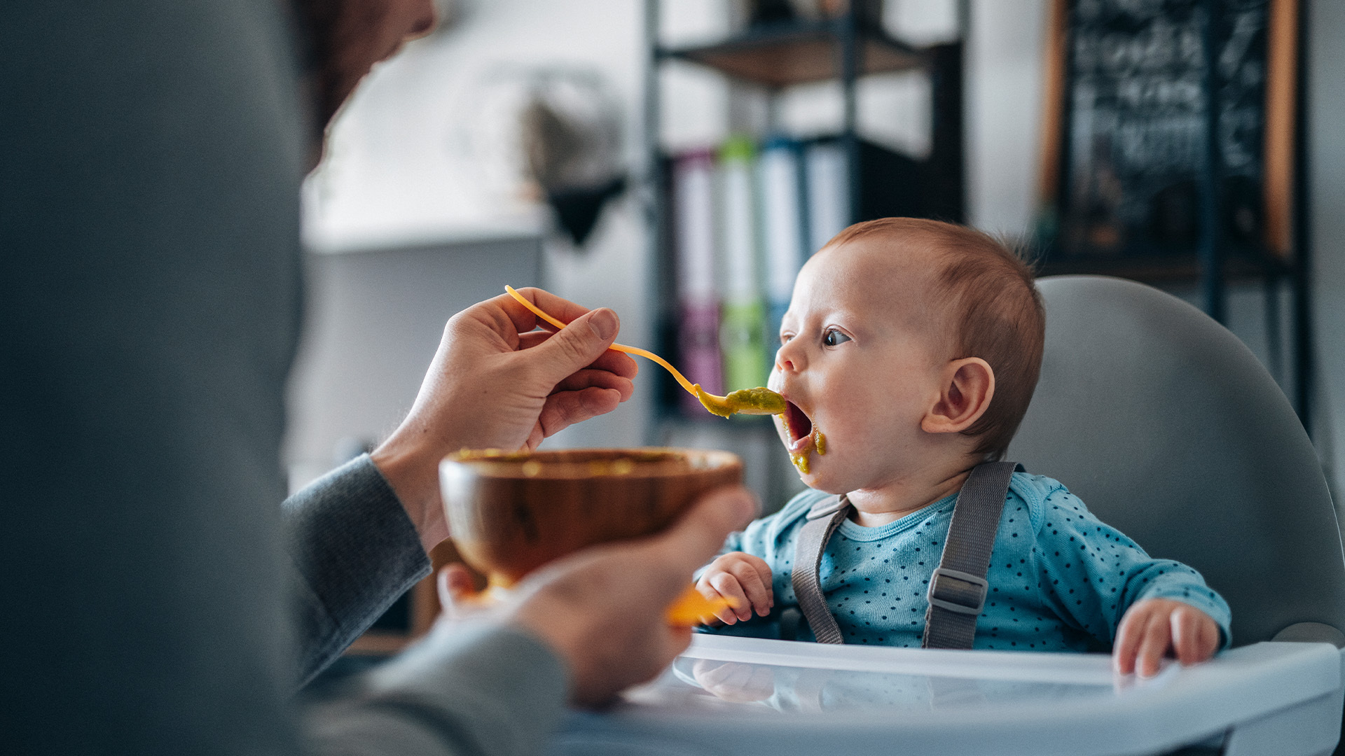 Meeste baby- en kindervoeding in supermarkt is ongezond