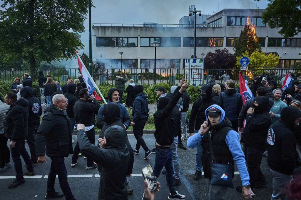 Geweld Loosdrecht volgens politici 'ronduit schandalig', 'volslagen idioot' en 'het gevolg van ophit