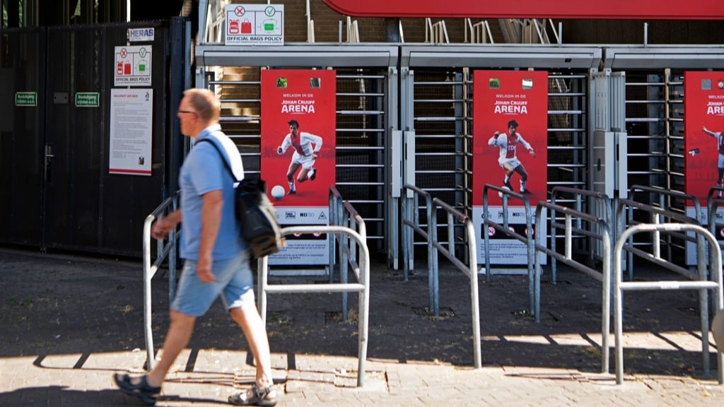 Image for the article: Zorgen om ticketsysteem met ID-kaart in voetbalstadions, KNVB is enthousiast