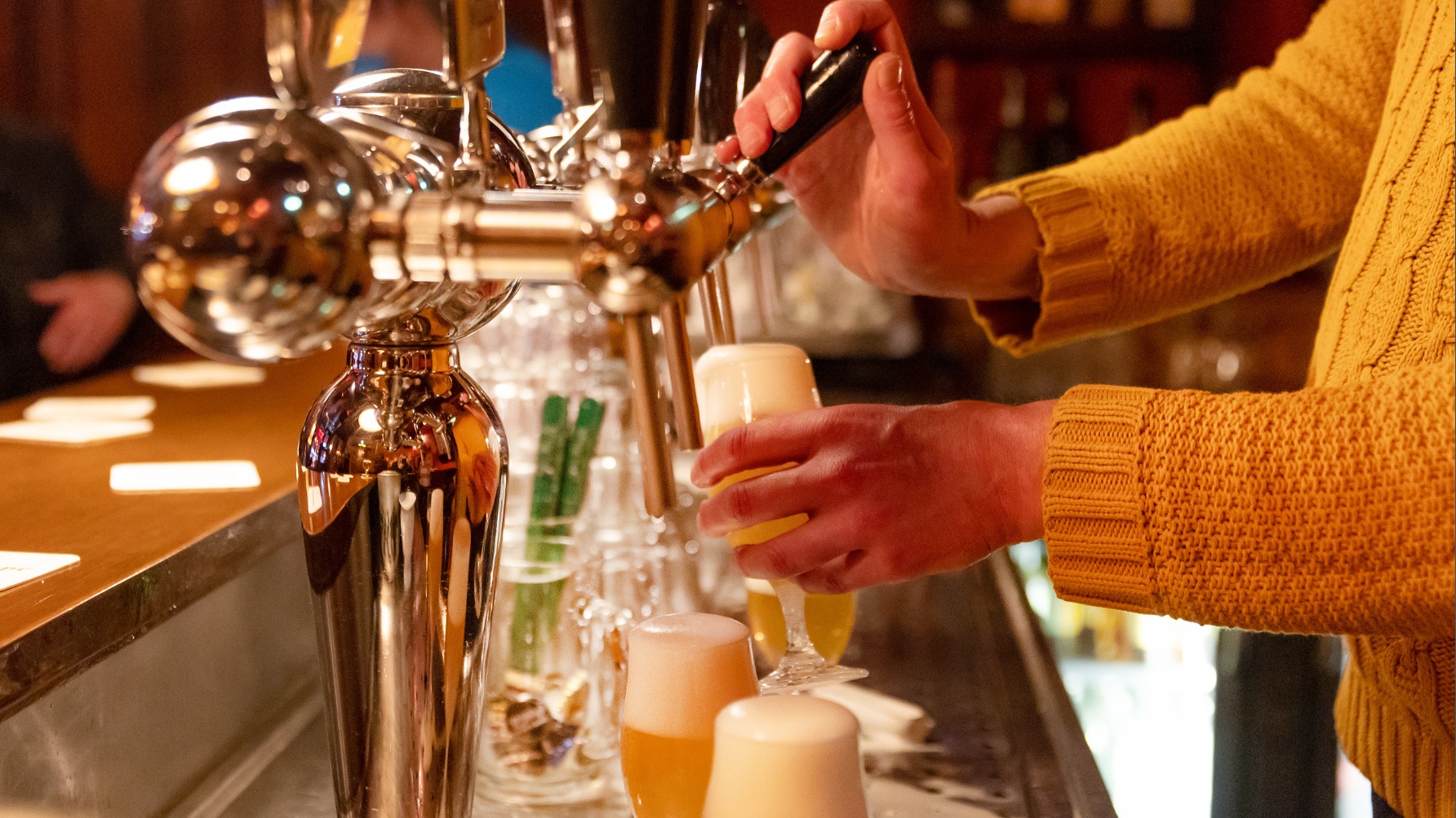 País vinícola Francia elige por primera vez la cerveza en lugar de una copa de vino