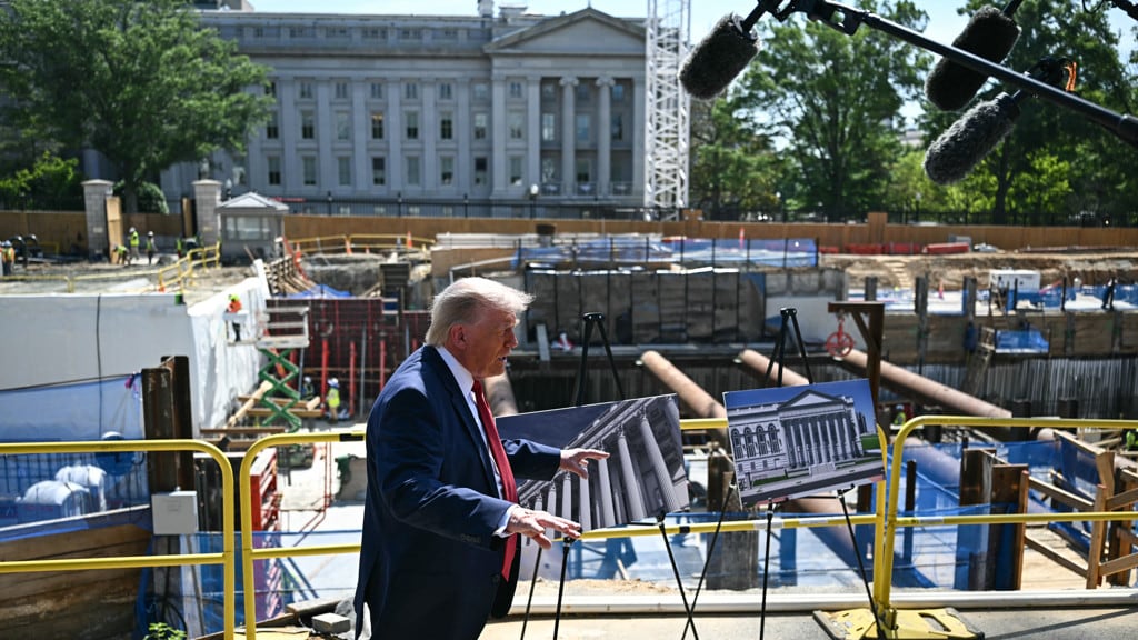 Trump toonde de media de voortgang.