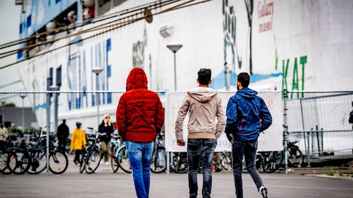 Amsterdam springt bij met opvang voor 230 asielzoekers uit Ter Apel