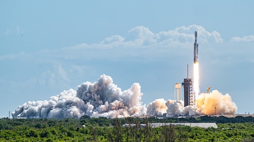 Musks verliesmachine SpaceX gaat naar de beurs: dit moet je weten