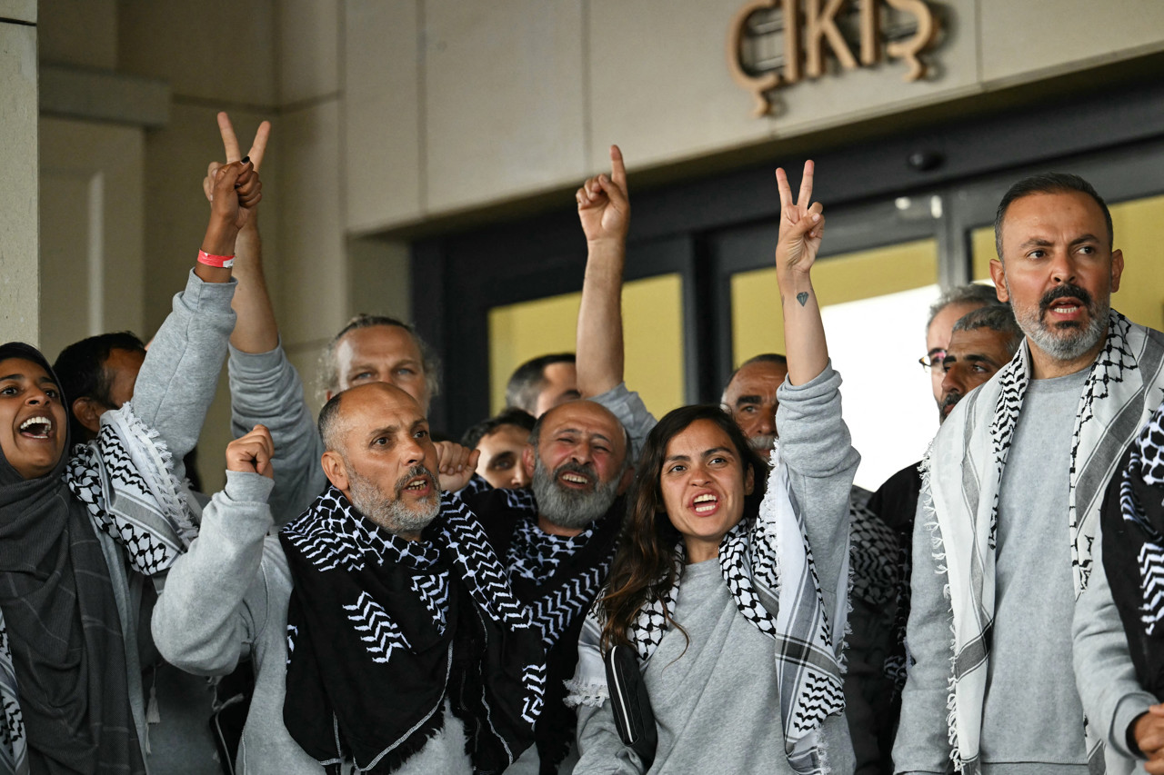 Flotilla-activisten aangekomen in Turkije na dagen in Israël