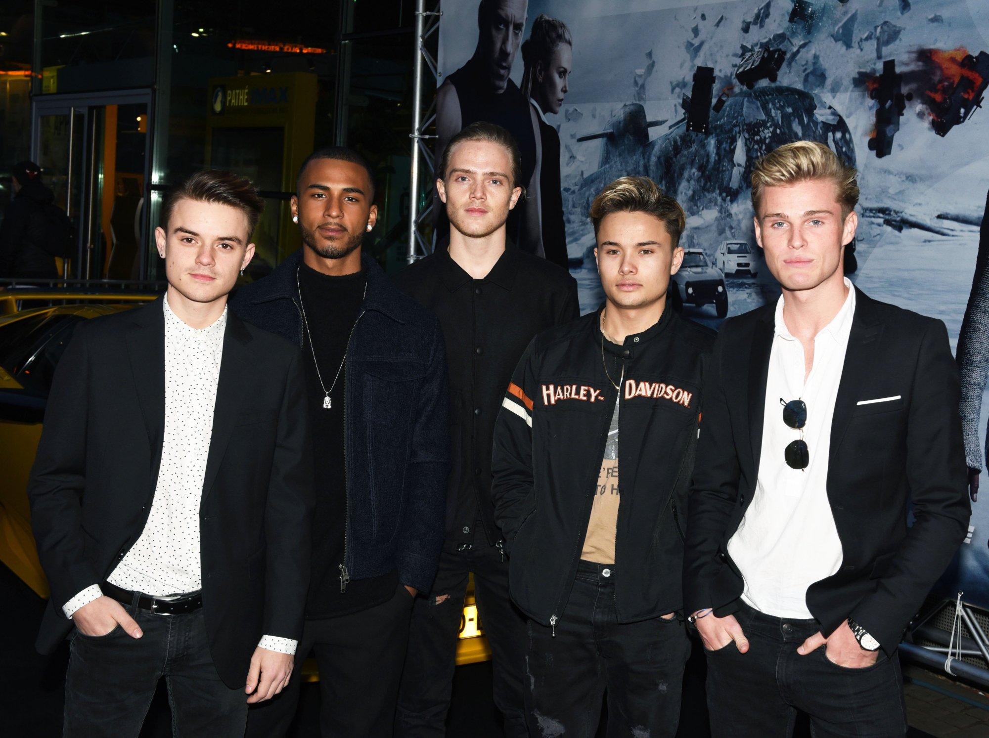 Nederlandse boyband B-Brave maakt na jaren comeback met show in AFAS Live: 'Raad eens wie er terug zijn?'