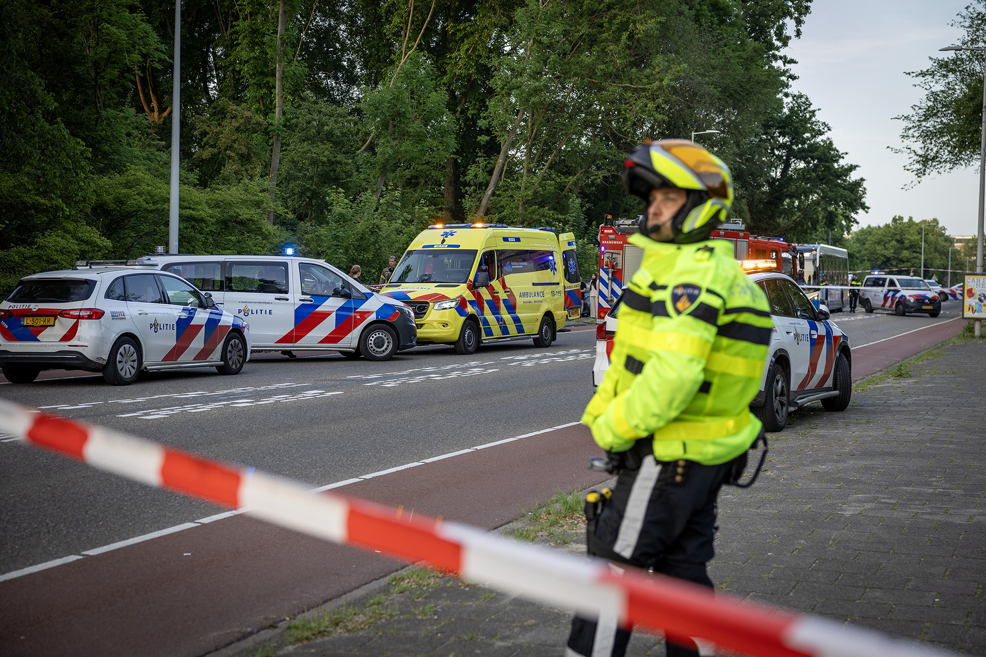 Jongen (13) overleden na aanrijding door motorscooter in Amsterdam