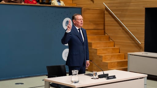 Oud-minister Bruins: niet overwogen carnaval te beperken om coronadreiging