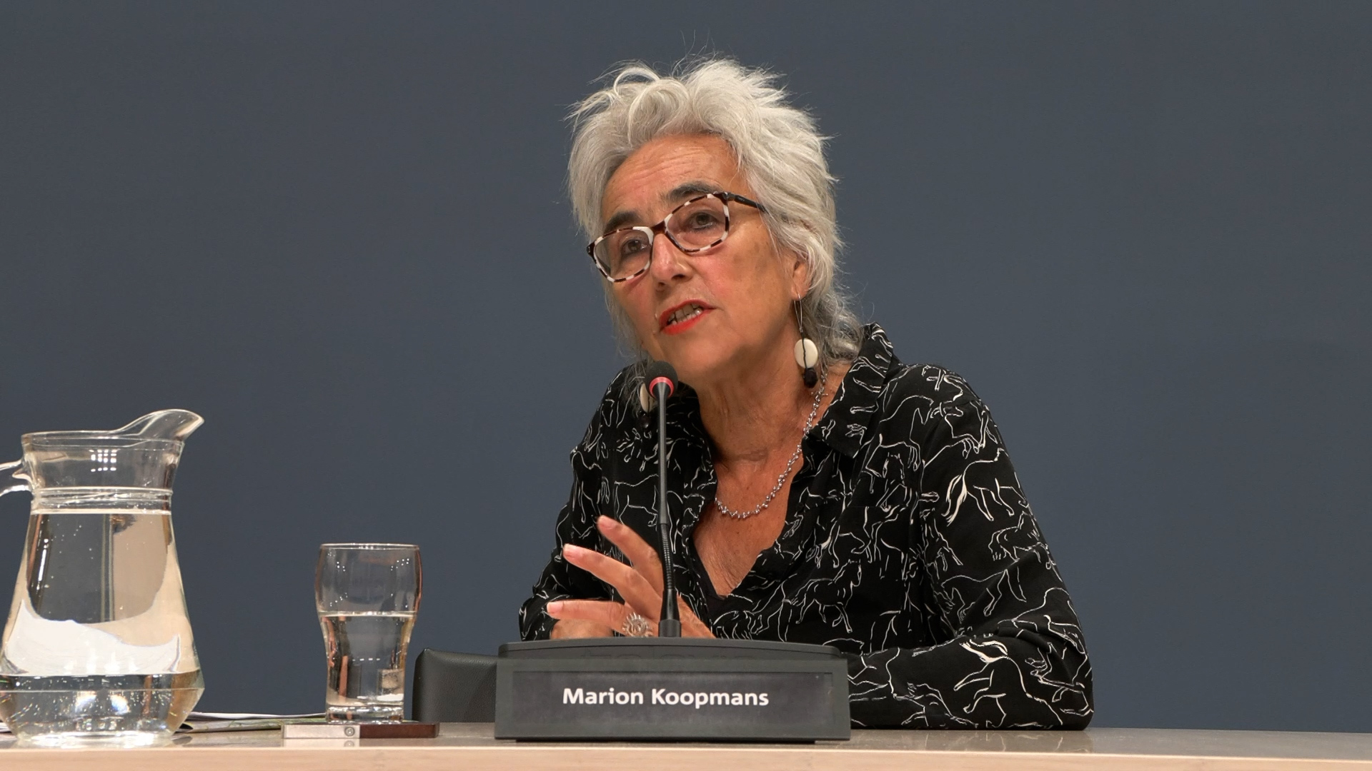 Viroloog Koopmans over inschatten gevaar coronavirus: 'Dat proces heeft tijd nodig'