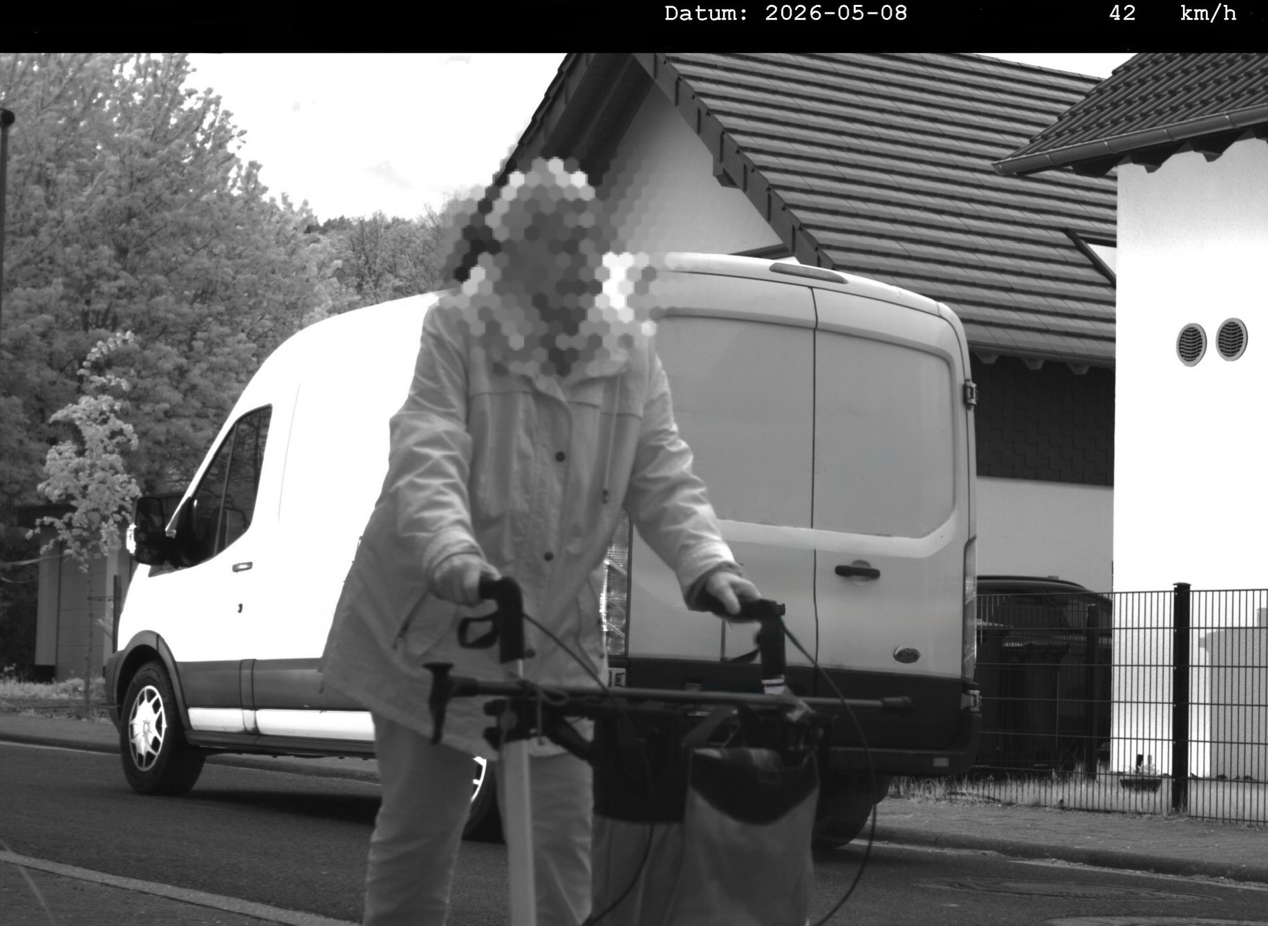 Duitse vrouw (82) met rollator loopt volgens flitsfoto 42 km per uur