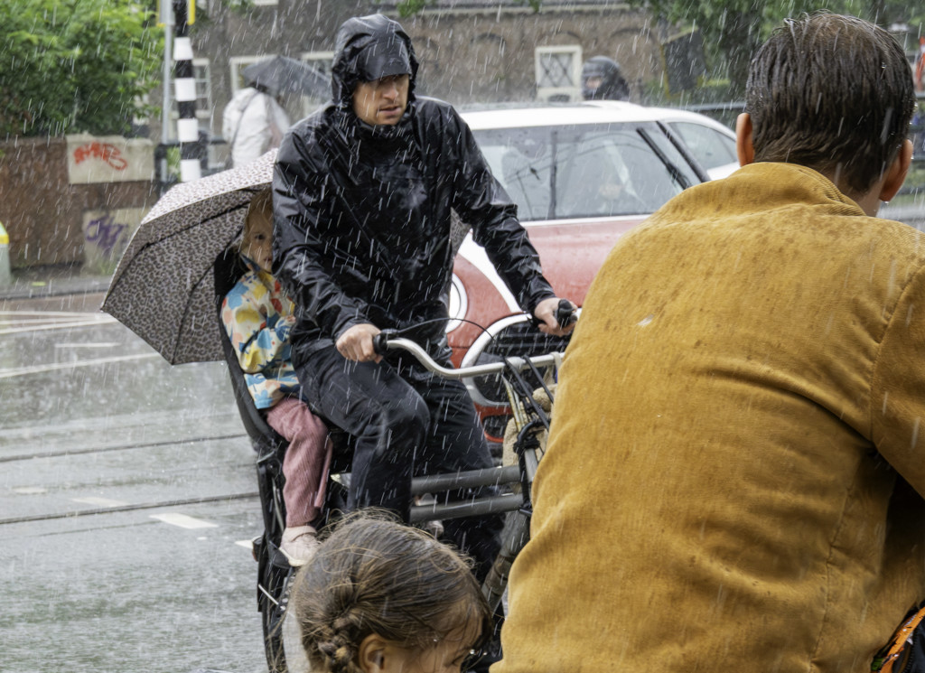Zomers dieptepuntje: onweer, hagel, plensbuien en windstoten