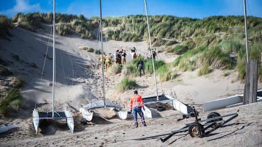 Kitesurfer overleden door windvlaag bij Zuid-Hollandse Rockanje