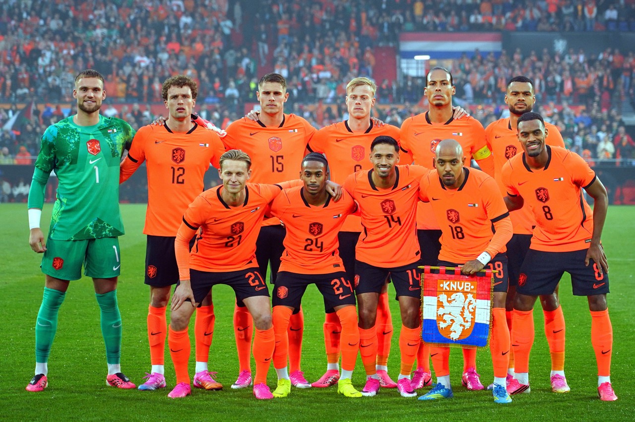 Dit is het speelschema van het WK voetbal, met de mogelijke route naar de finale voor Oranje