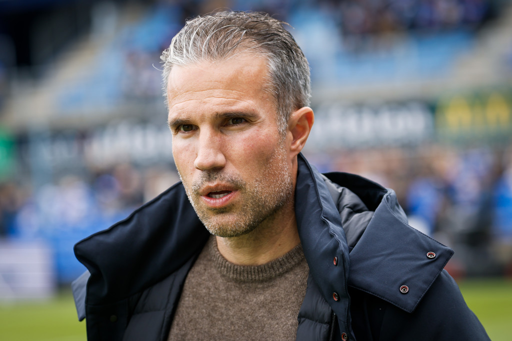 'Van Persie per direct ontslagen als hoofdtrainer Feyenoord'