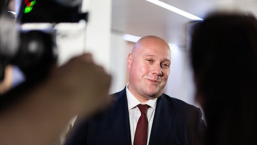 Minister wil verbod op kidfluencers onder 16 jaar: 'Is in feite kinderarbeid'