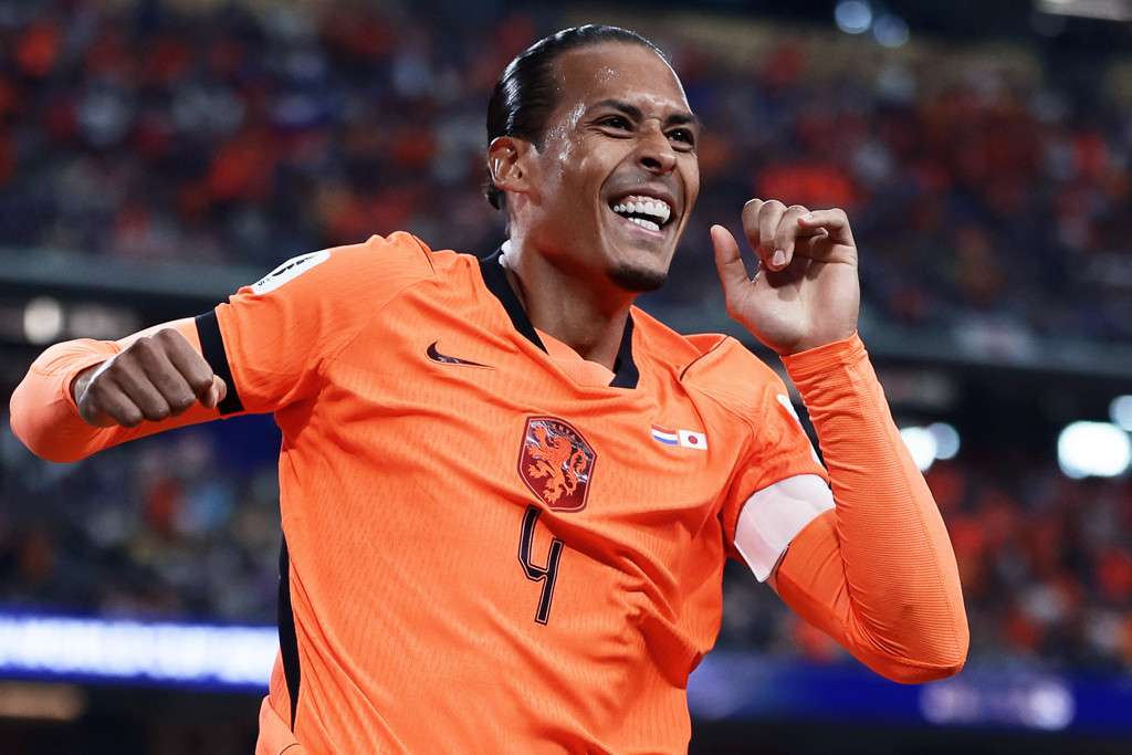 Waarom Virgil van Dijk altijd lange mouwen draagt, zelfs in de hitte