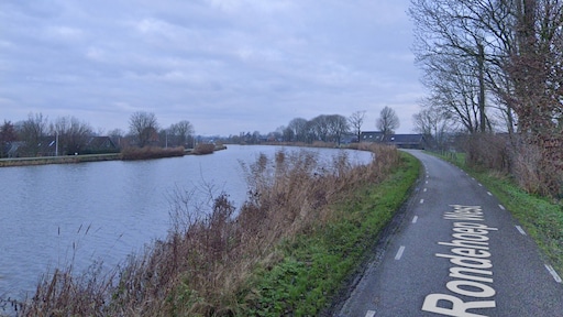 Man op tractor rijdt vrouw (21) dood langs de Amstel