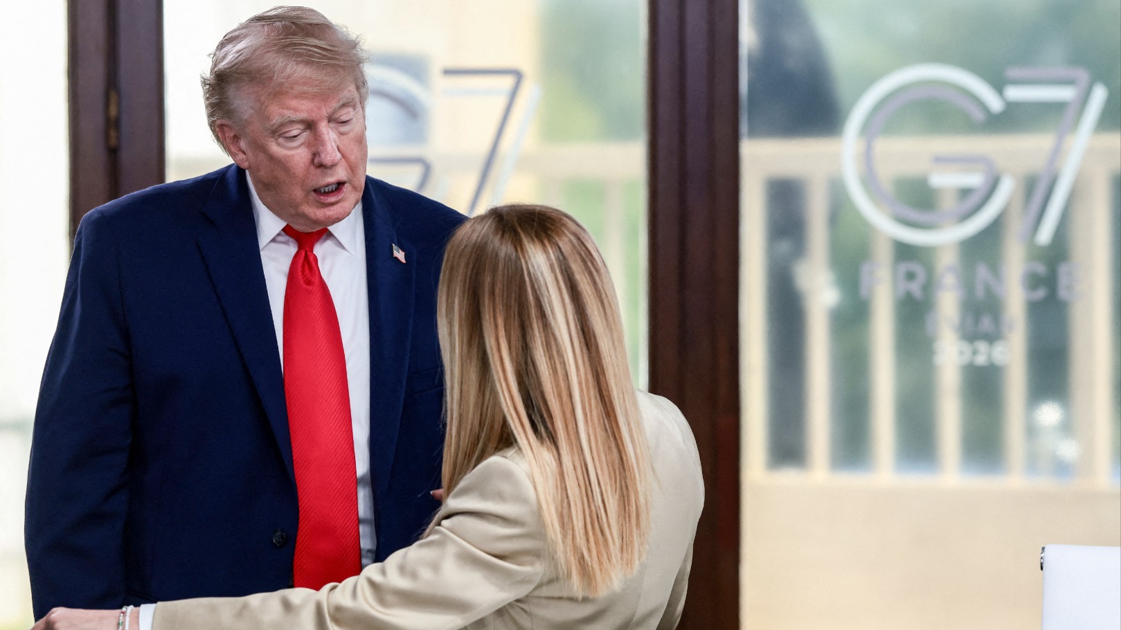 'Ze smeekte om een foto': Ruzie tussen Trump en Meloni escaleert