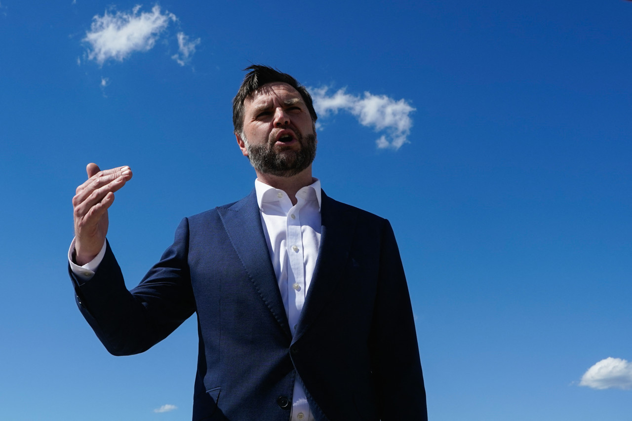 Amerikaanse vicepresident aangekomen in Zwitserland voor vredesoverleg