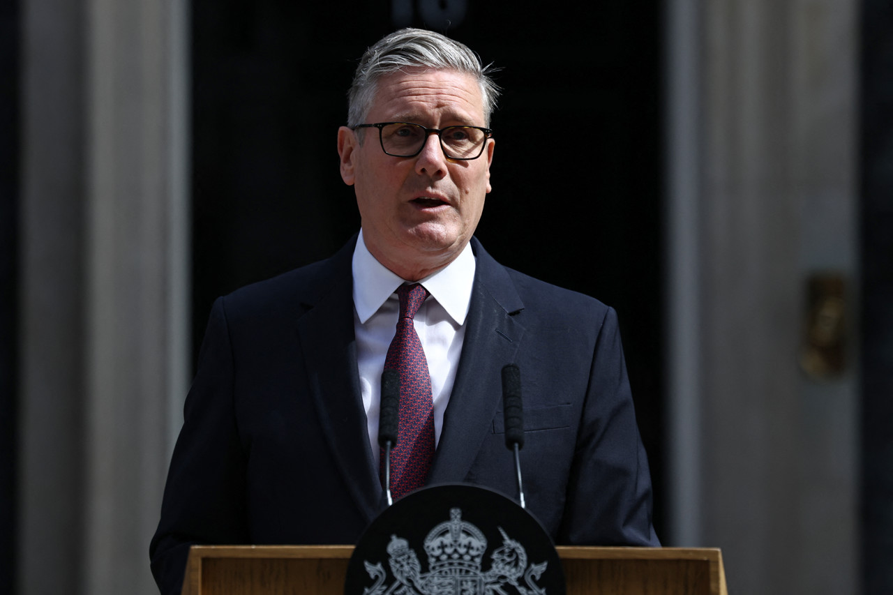 Britse premier Keir Starmer kondigt vertrek aan