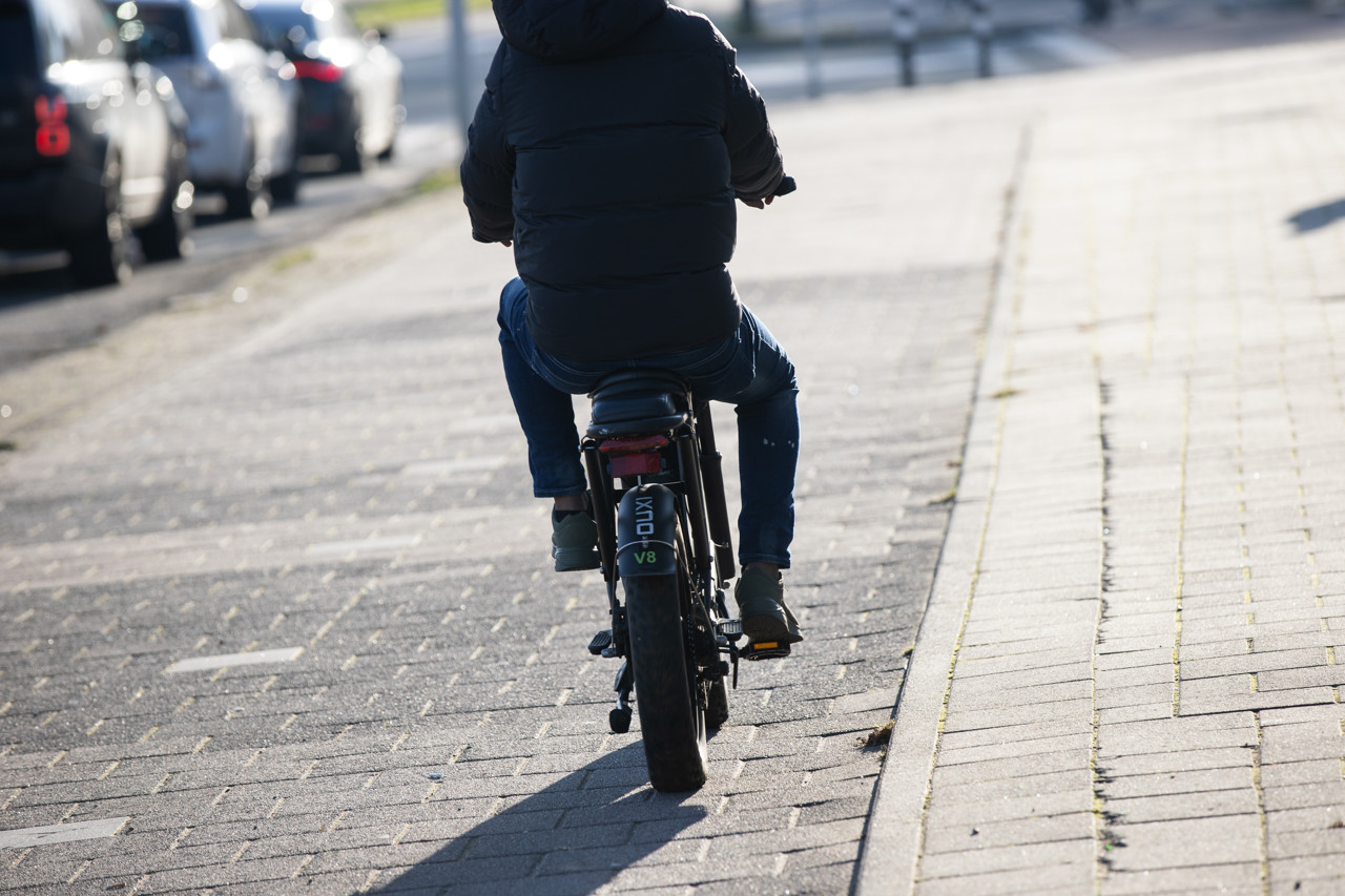 Jonge fatbiker betast zeven vrouwen in Hendrik-Ido-Ambacht en Zwijndrecht