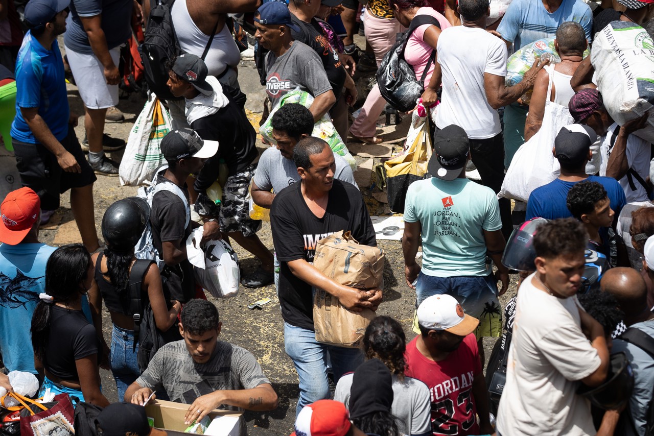 Zeker 920 mensen omgekomen na aardbevingen Venezuela