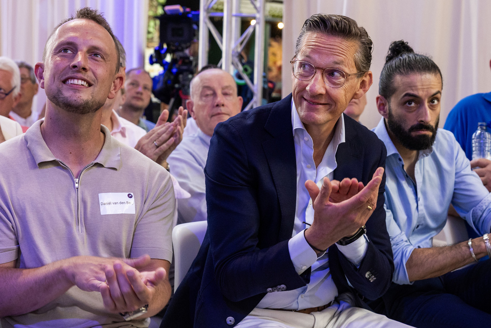 JA21-stemmers zijn sceptisch over kabinet, toch wil Eerdmans coalitie best helpen