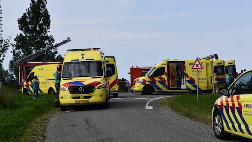 Vijf mensen naar ziekenhuis na botsing in Terneuzen