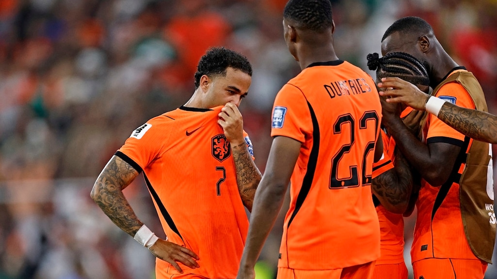 Image for the article: Tientallen meldingen na discriminerende reacties op Oranjespelers, ook van onthutste KNVB