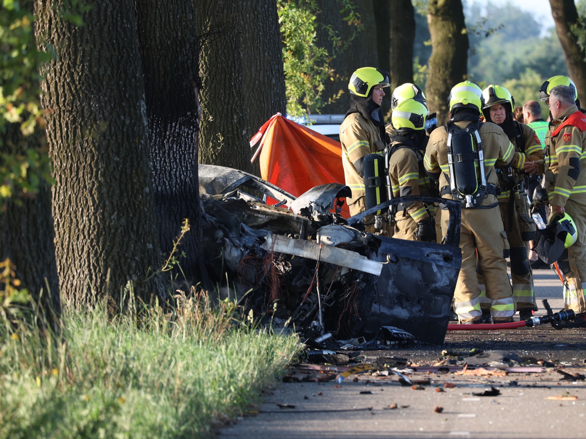 Twee 15-jarigen omgekomen bij ongeluk in Brabants dorp, jongen bestuurde zelf auto