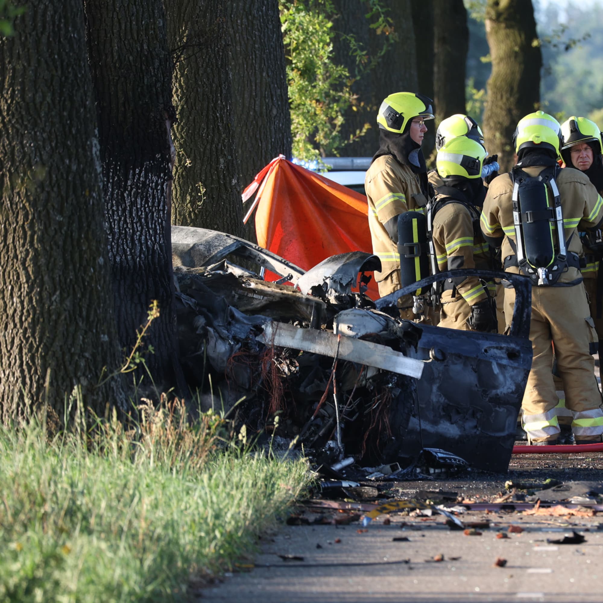 Twee 15-jarigen omgekomen bij ongeluk in Brabants dorp, jongen bestuurde zelf auto