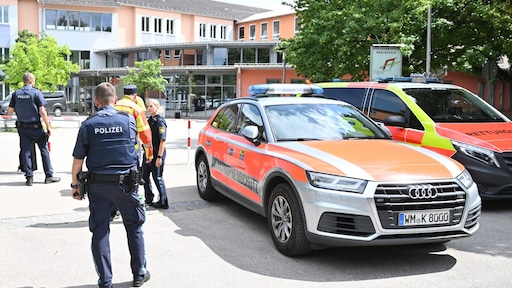 Twee meisjes gewond bij incident op Duitse school, mogelijk meer