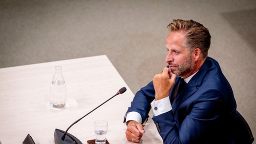 De Jonge: coronapas te snel ingevoerd, maar was niet om extra te laten vaccineren