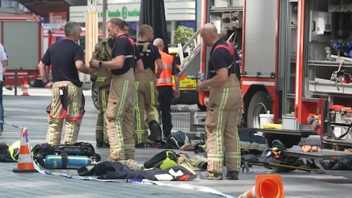 Doden en vermisten bij grote brand in gebouw in centrum Brussel