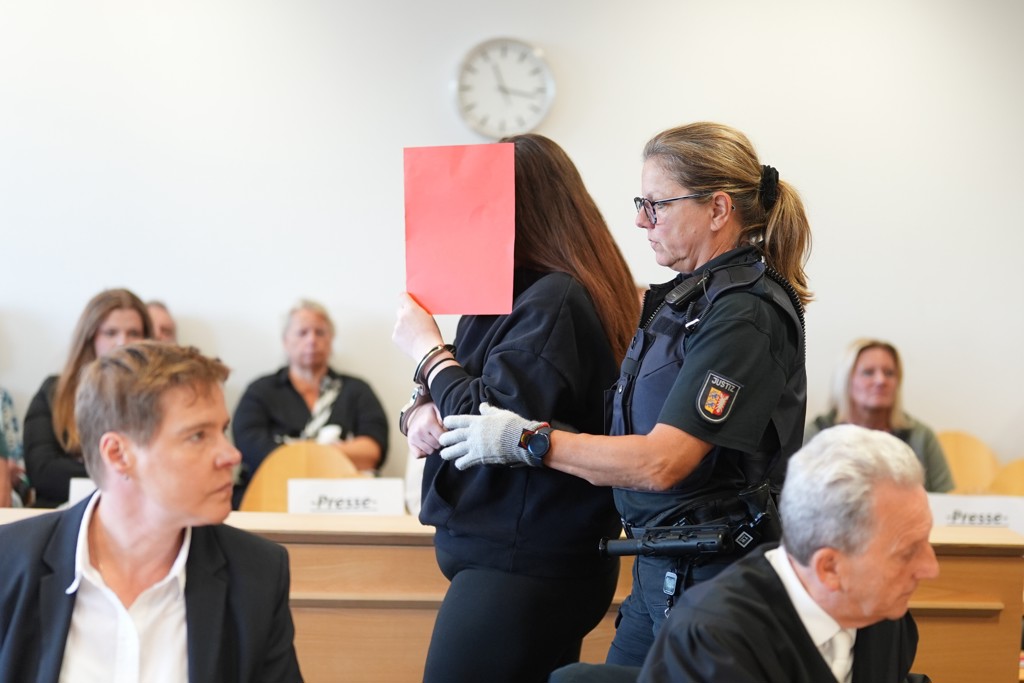 Ouders van verhongerde baby krijgen levenslang in Duitsland