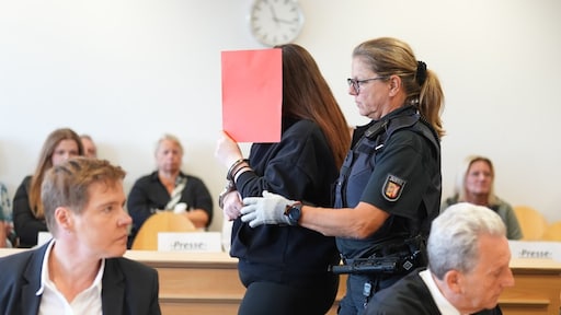 Ouders van verhongerde baby krijgen levenslang in Duitsland